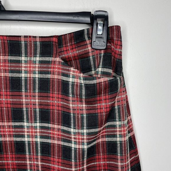 LOFT Skirt Womens 12 Petite 12P Red Black Plaid Mini Skirt Pockets - Picture 2 of 6
